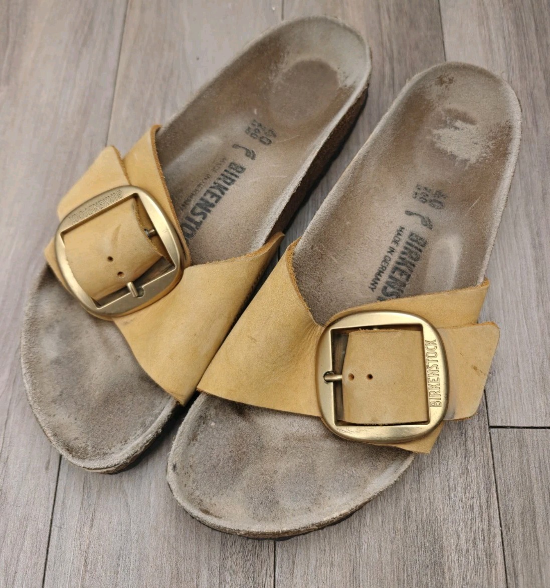 Birkenstock Madrid Big Buckle Nubuck Leather Yellow Slides Size 9 US / 40 EU
