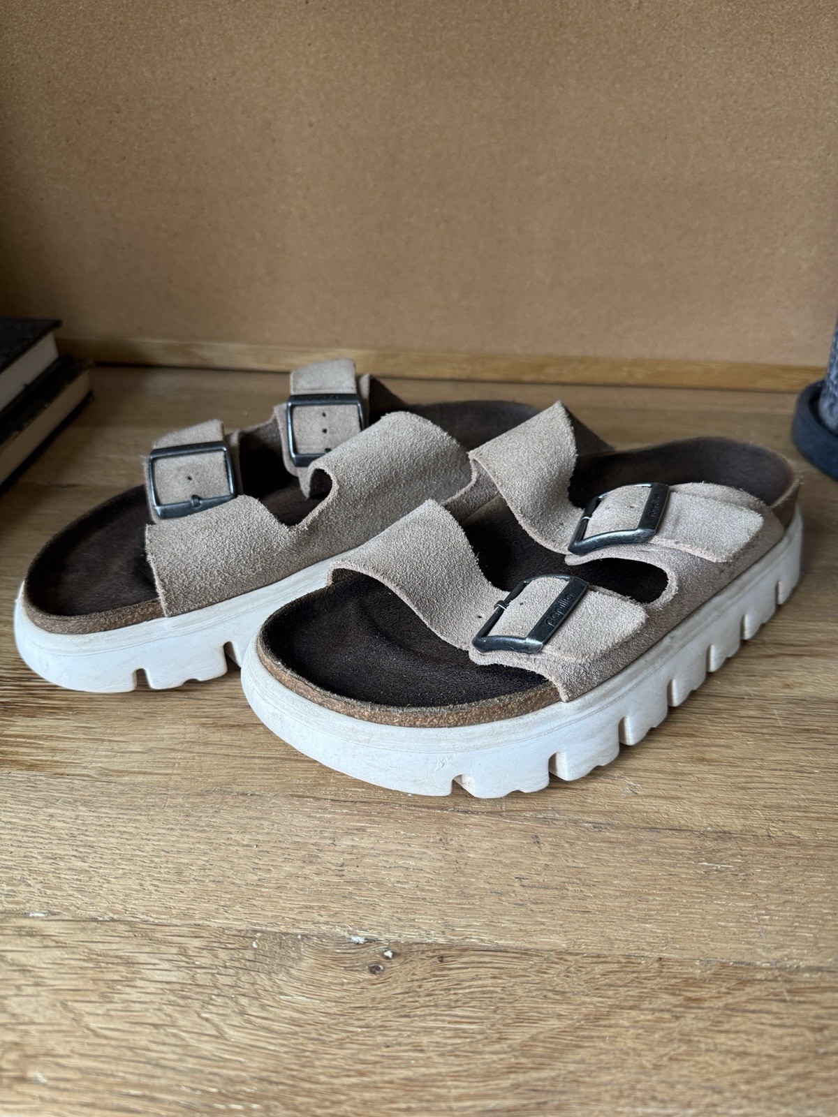 BIRKENSTOCK ARIZONA CHUNKY BIRKO-FLOR PLATFORM Warm sand color sandal NWB