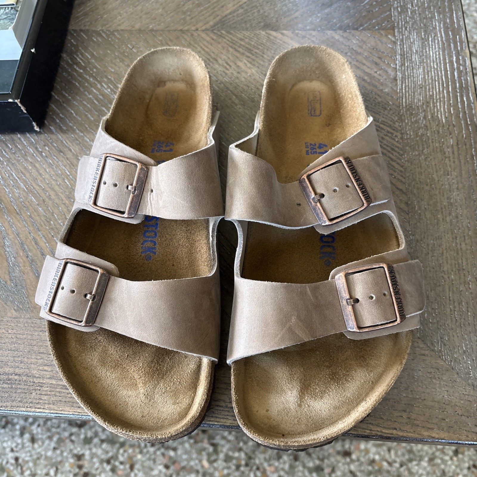 Birkenstock Arizona Tobacco Brown Soft Footbed Regular  Width Brass Buckles EUC