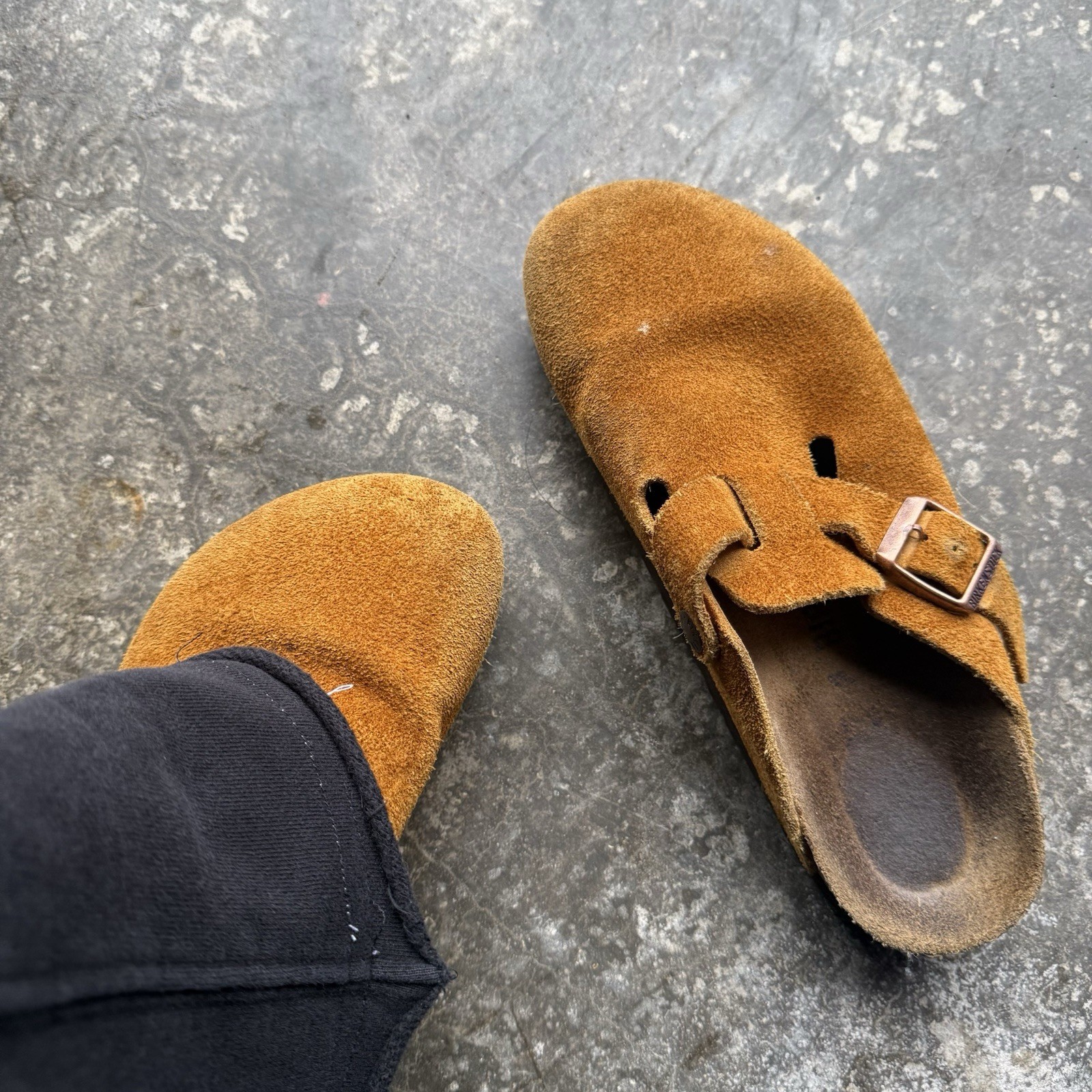 tan birkenstock boston clogs