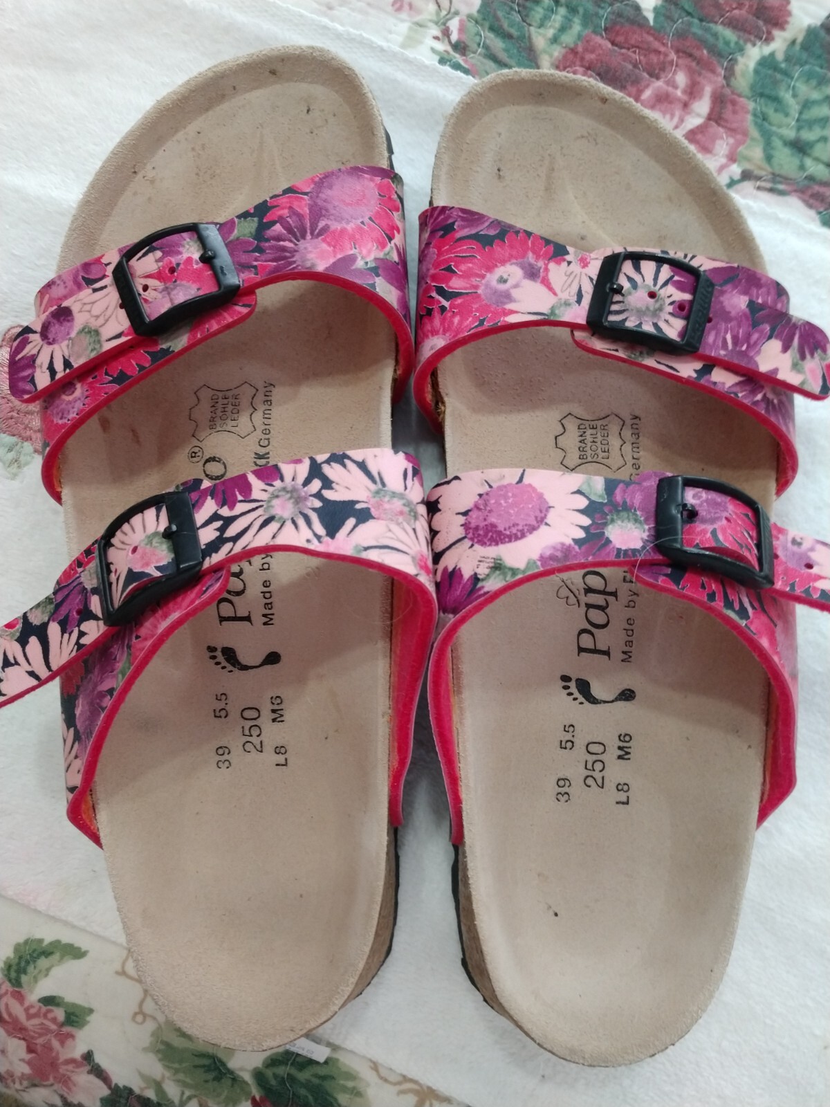 Birkenstock Rare Pink Daisies and Flowers NWOT