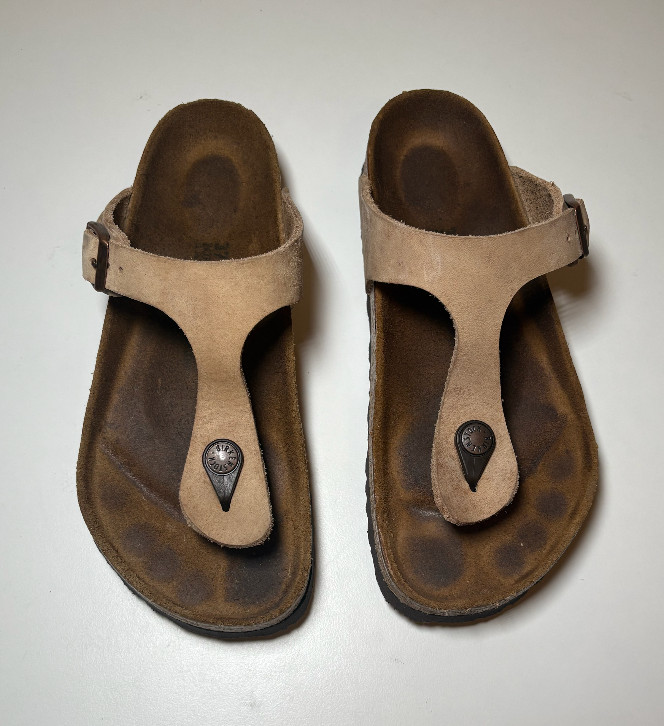 Birkenstock Womens Gizeh Sandals Thong Brown | Size 6.5 (37)