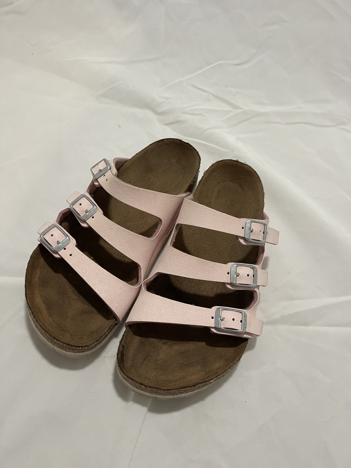 Birkenstock Florida Women’s Pale Pink Three Buckle Strap Sandals Size 36 EU?