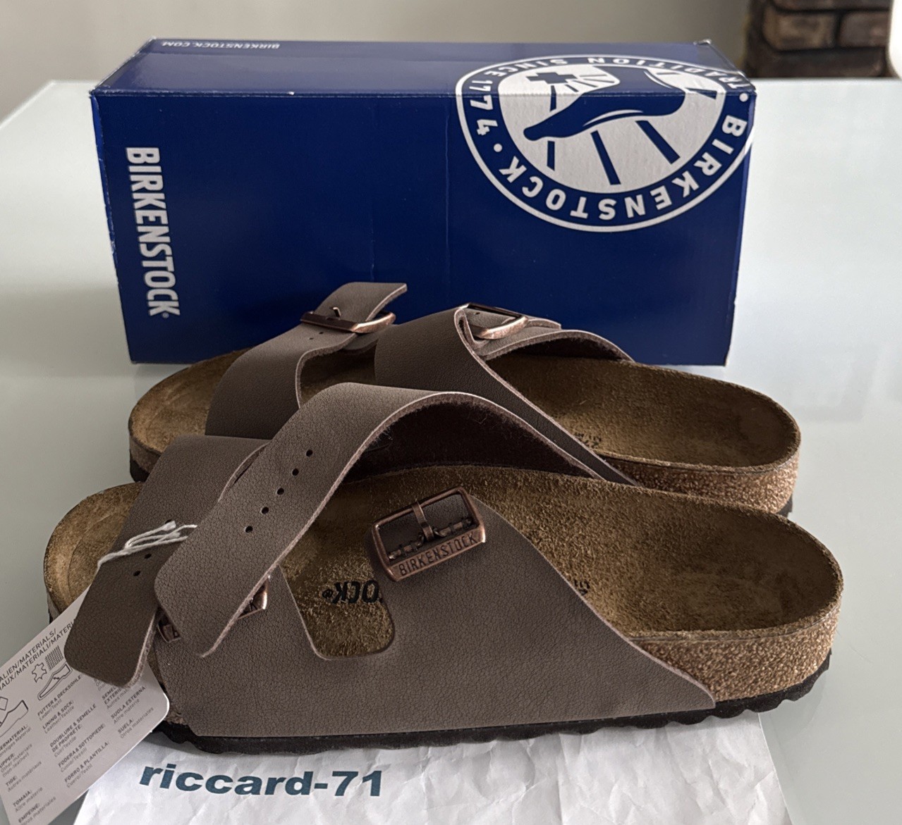 New In Box Men’s Birkenstock Arizona 42 BS Size 9-9.5 Mocca Sandals 0151181