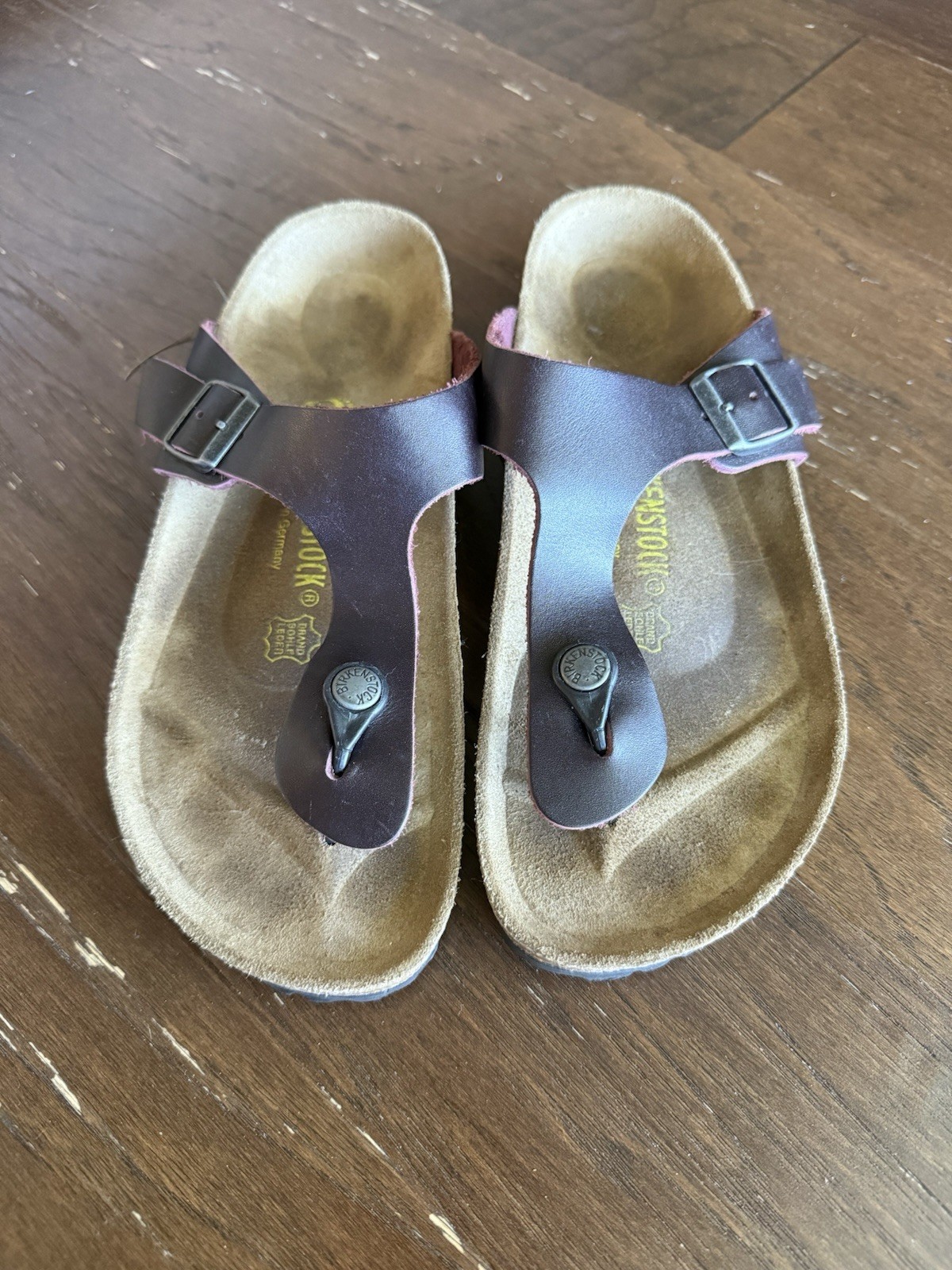 NWOT   Birkenstock Gizeh Oiled Leather Nubuck Habana Size 10 Brown