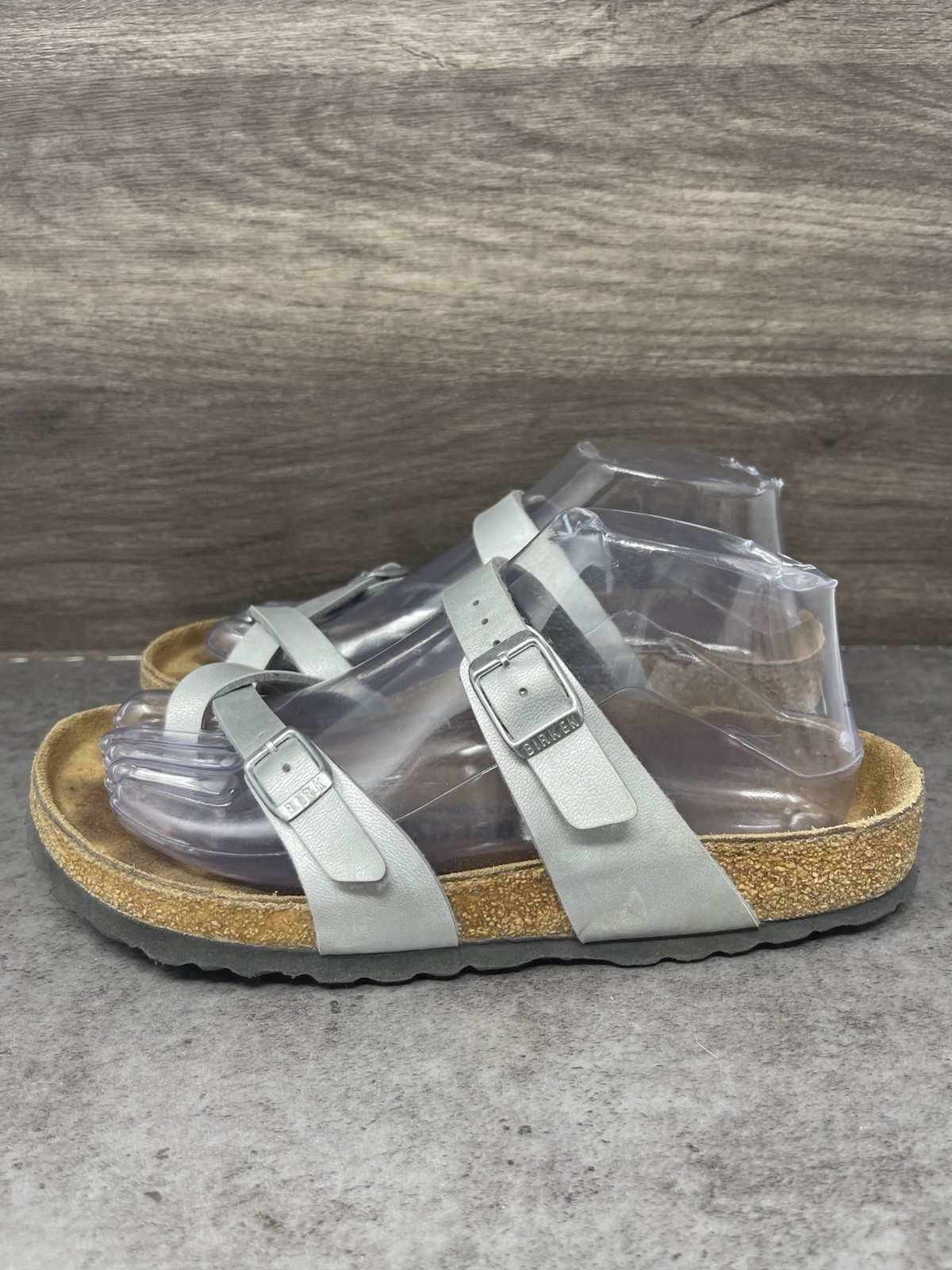 Birkenstock Mayari Sandals Womens Size 7 (38) Silver Strap Toe Loop Slides