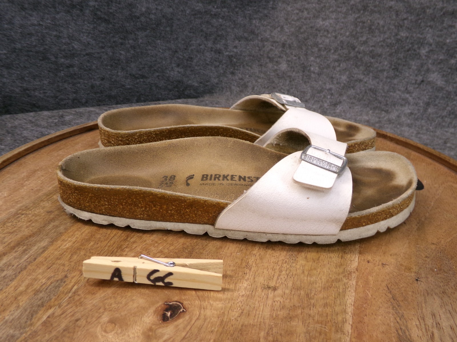 Birkenstock Madrid Womens White Birko-Flor Slide Sandals Slides Size 38 US 7 N.