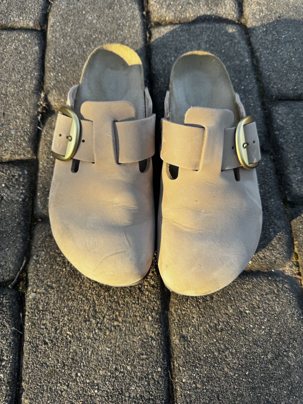 BIRKENSTOCK, Boston Big Buckle, Nubuck Leather, Color: Sandcastle, size 41