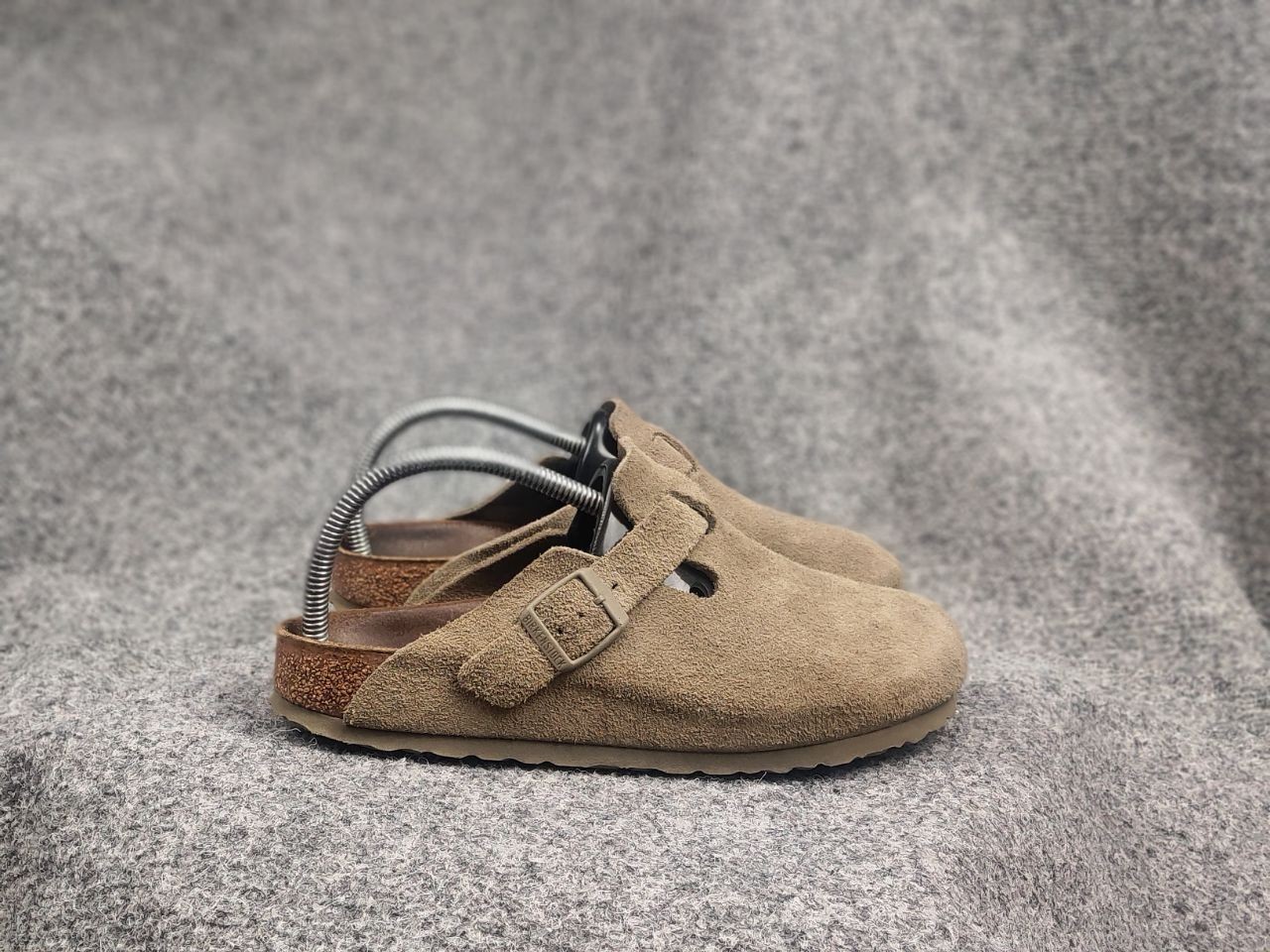 Vintage Birkenstock boston soft footbed suede leather taupe sandal Shoes