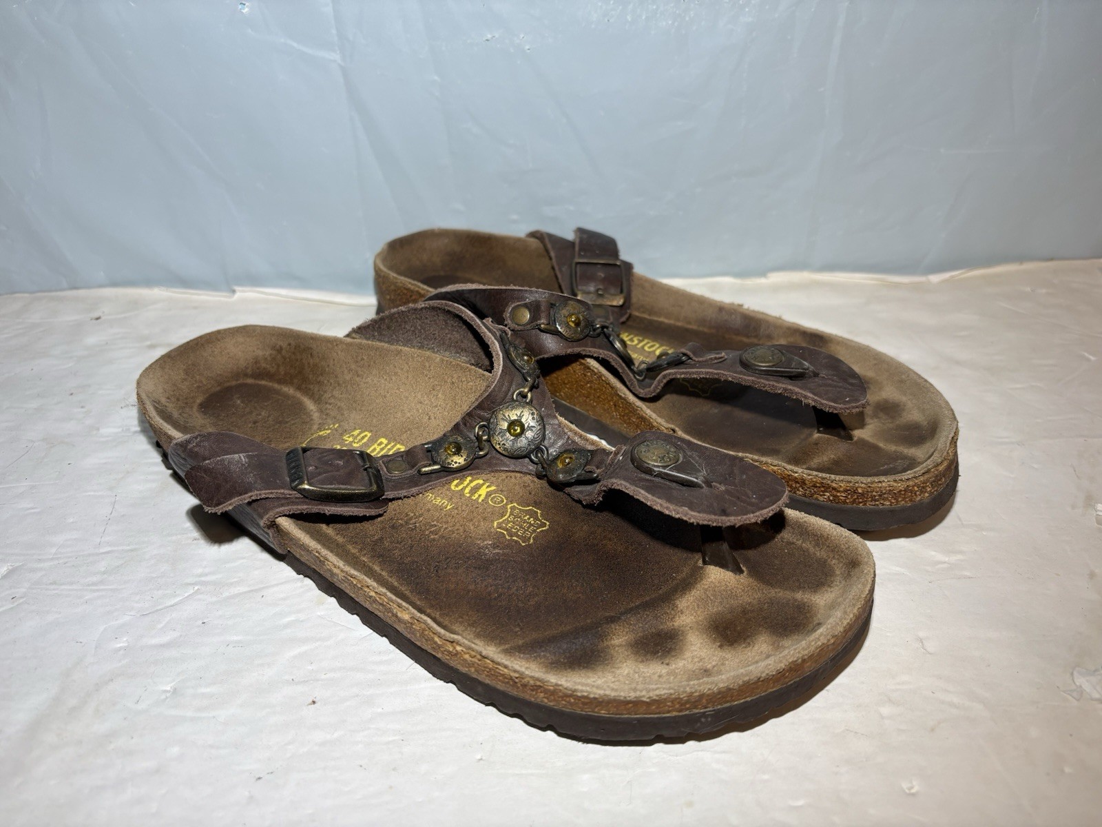 Birkenstock Gizeh Thong Sandals Size 40 (US Women 9 Men 7) Brown Germany Shoes