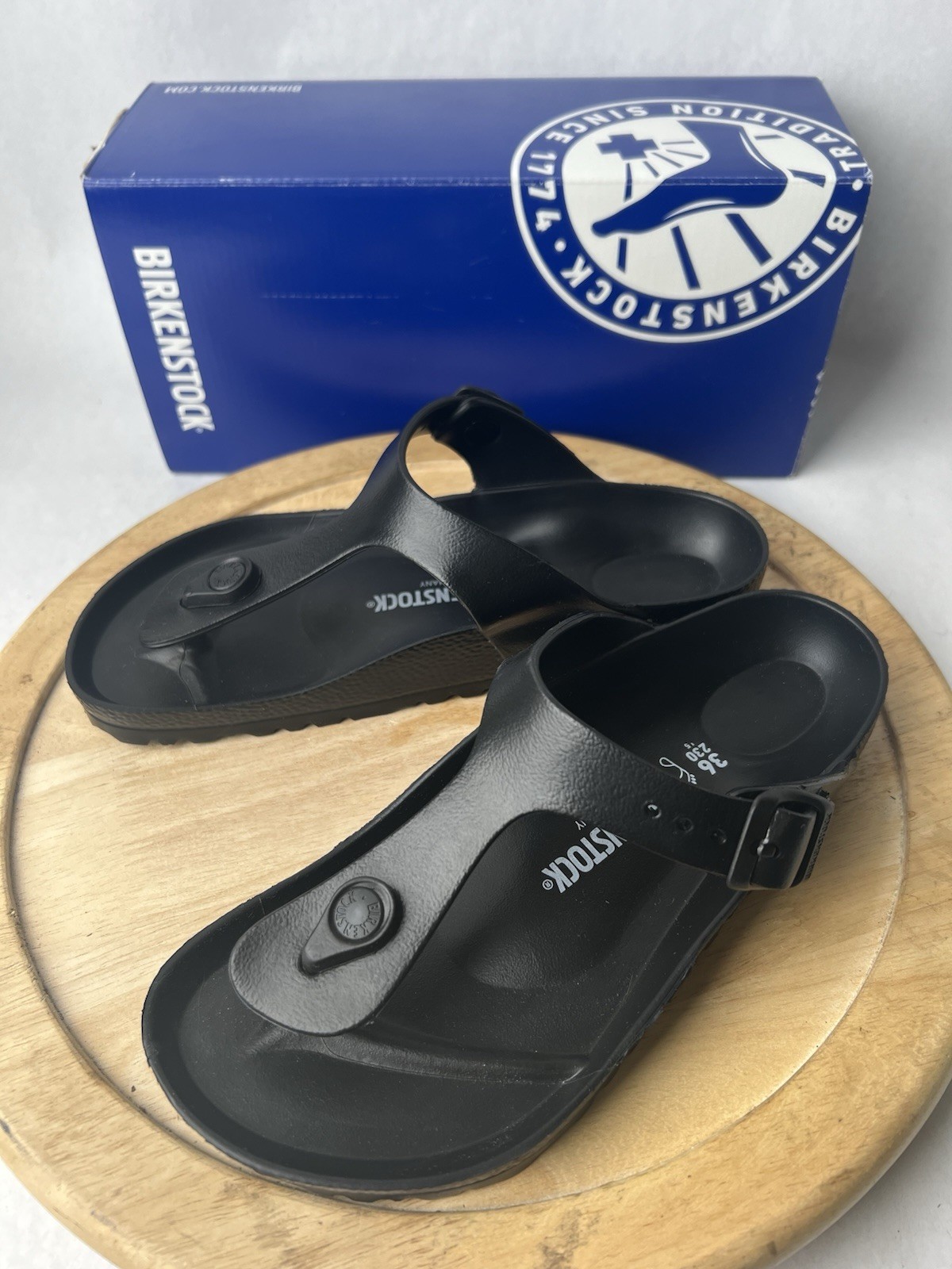 NEW Women’s Birkenstock Gizeh Black EVA Foam Thong Sandals – US 5/EU 36