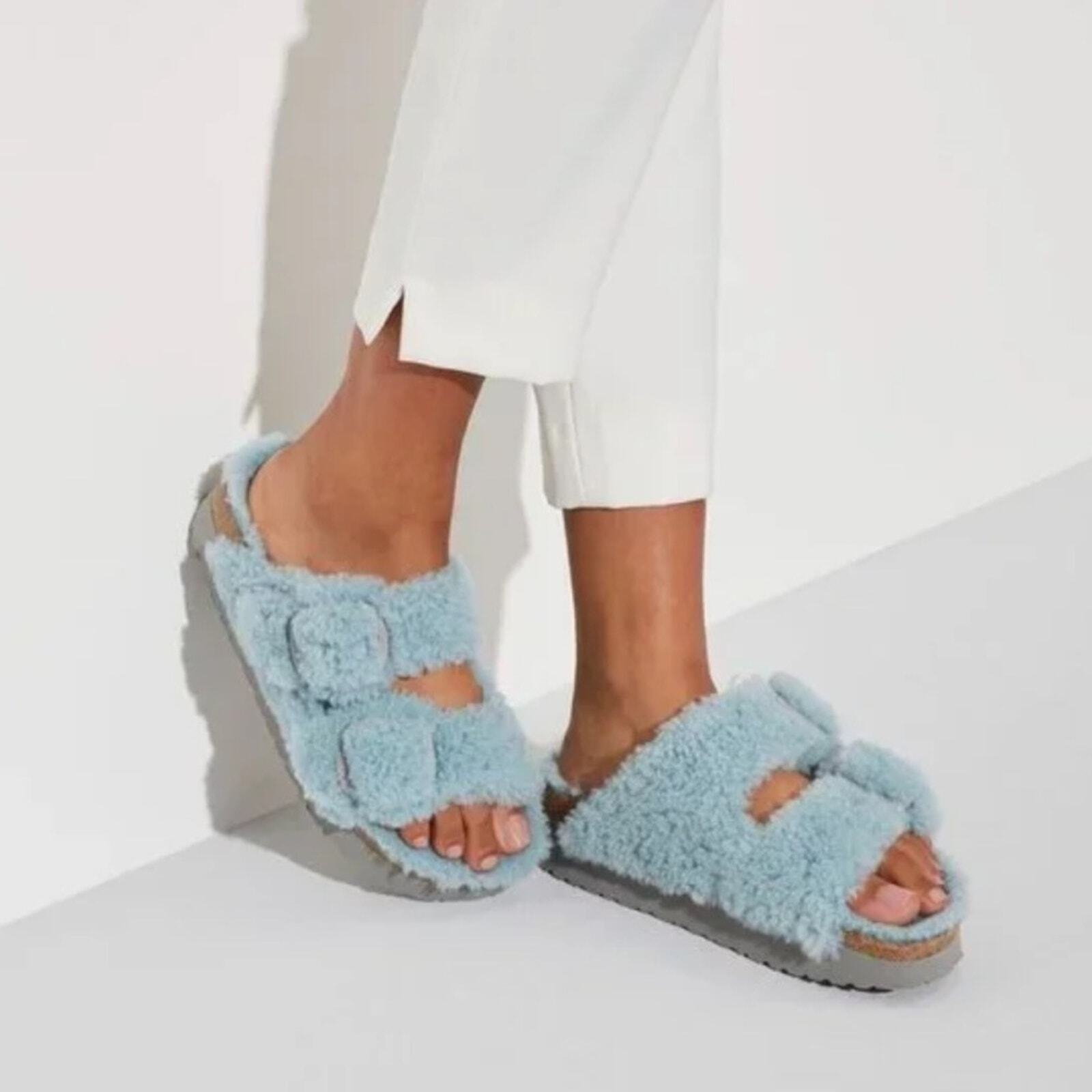 Birkenstock Papillio Arizona Teddy Big Buckle Sandals. BRAND NEW. SIZE 7.5. $180