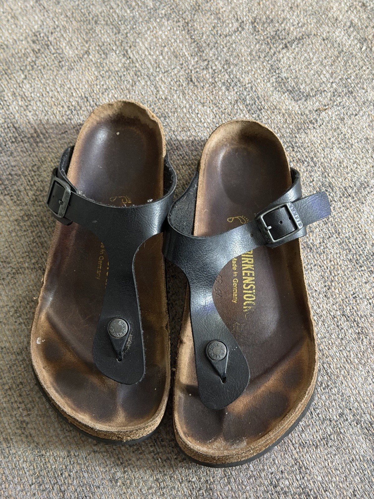 Birkenstock Gizeh Size 39, US 8 Black
