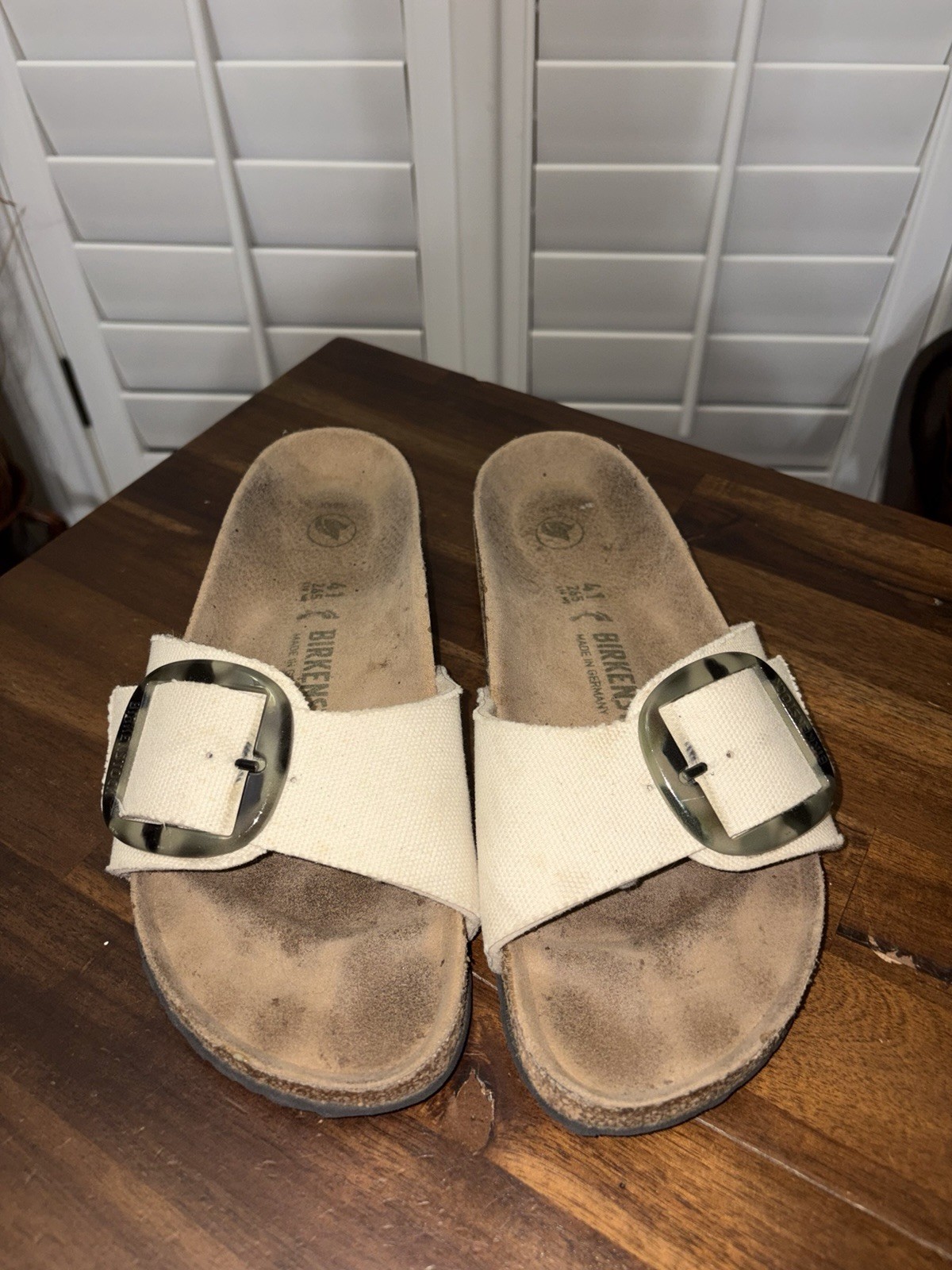Birkenstock Madrid Big Buckle Womens Sandals Almond Nubuck Leather Size 41
