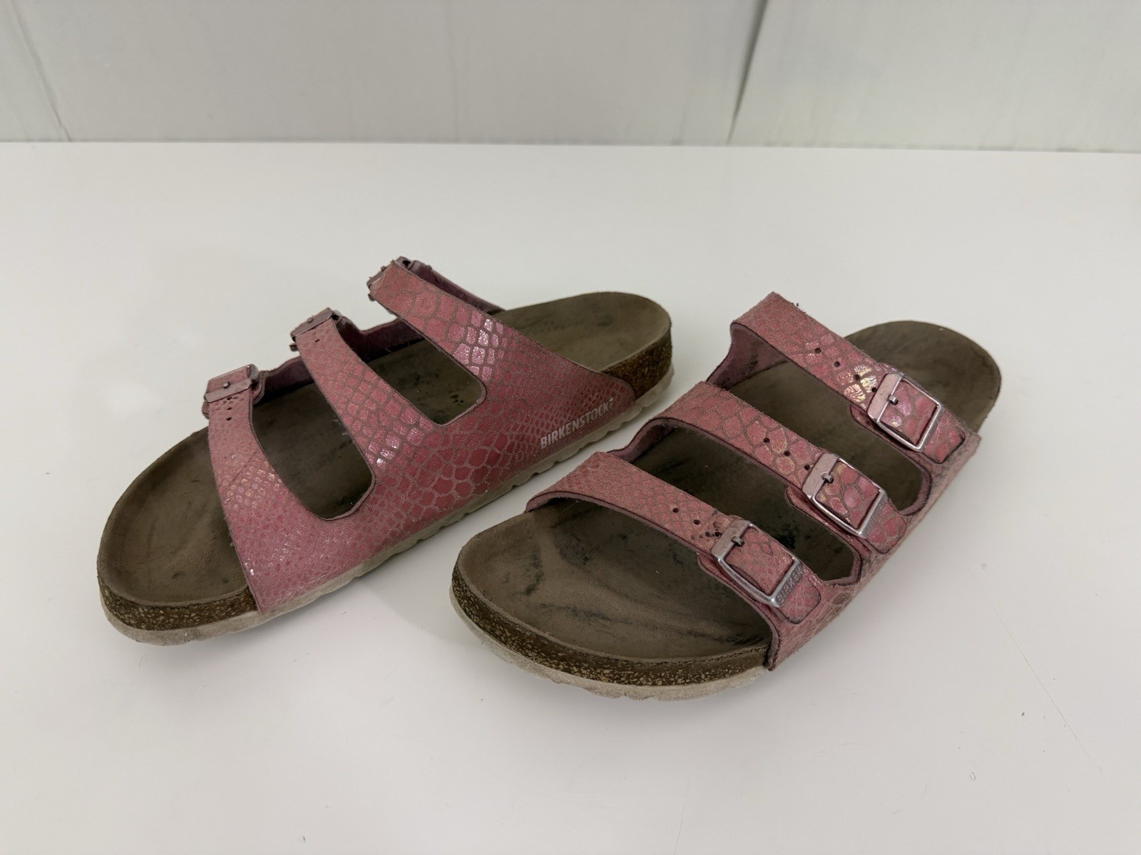 Birkenstock Florida Pink Snake Embossed Leather Sandal Slides Sz 10.5/11 *Read*